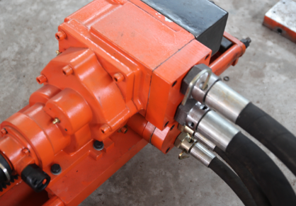 好久不联系 启睿气动架柱式钻机还在这里